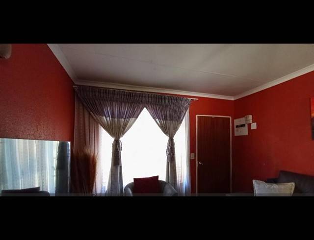 2 BEDROOM TOWNHOUSE FOR SALE IN NATURENA